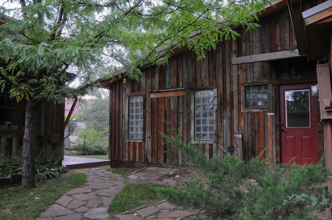 Hotel Creekside Cowa-Bungalow! à Moab Extérieur photo